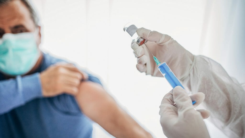 Workers at home health agencies receiving Medicare, Medicaid must get vaccinated: CMS