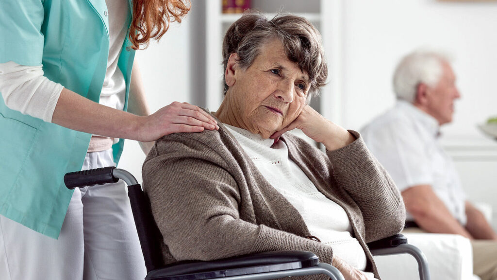 Cognitive decline speeds up following postoperative delirium