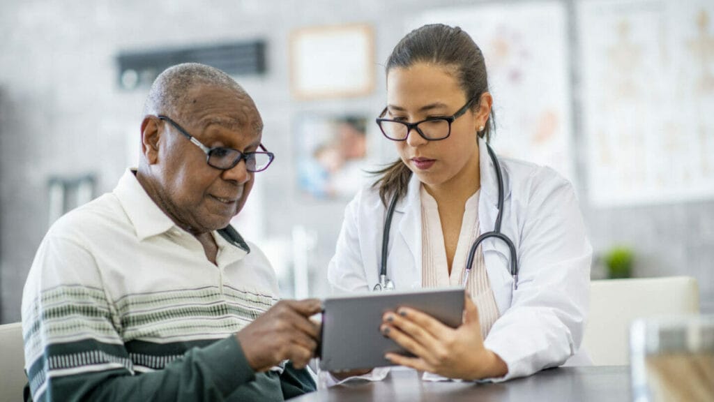 Simple cognitive test and EMR tool boost dementia care actions in primary care setting, trial finds
